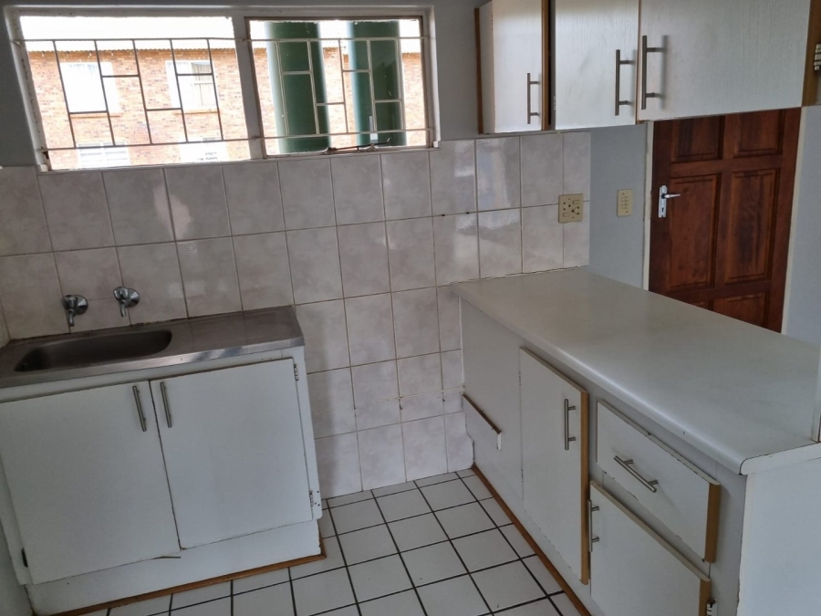 1 Bedroom Property for Sale in Willows Free State